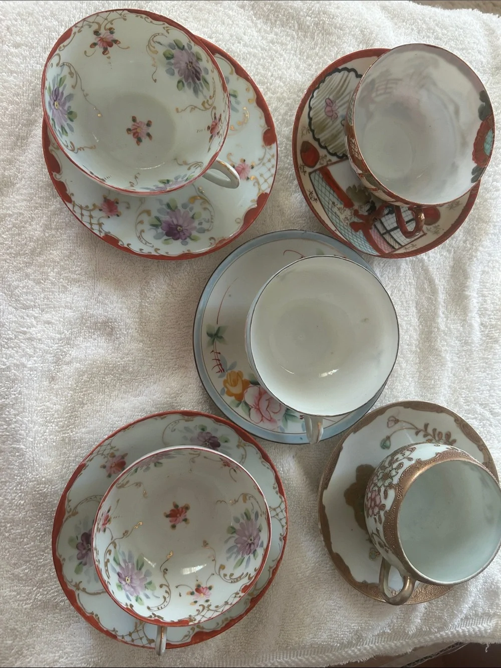 Floral Porcelain / China Tea Cups and Saucers Set - White with Red Trim